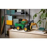 LEGO Technic 42157 Скиддер John Deere 948L-II Image #8