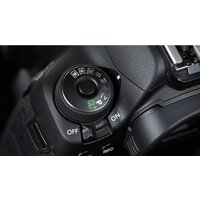 Зеркальный фотоаппарат Canon EOS 5D Mark IV Body - Превью изображения №11 — Интернет-магазин Teono.by