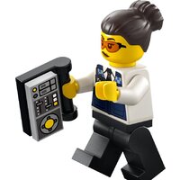 LEGO City 60315 Полицейский мобильный командный трейлер Image #13