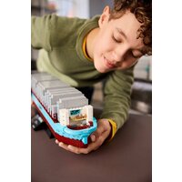 Конструктор LEGO 40955 Контейнеровоз Maersk с двухтопливным двигателем - Превью изображения №13 — Интернет-магазин Teono.by