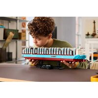 Конструктор LEGO 40955 Контейнеровоз Maersk с двухтопливным двигателем - Превью изображения №11 — Интернет-магазин Teono.by