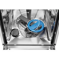 Electrolux Serie 700 GlassCare EES68600L Image #2