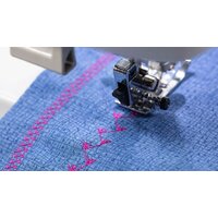 Brother Innov-is F580 Image #8