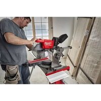 Торцовочная пила Milwaukee M18 FMS305-121-II 4933499181 (с 1-им АКБ) - Превью изображения №5 — Интернет-магазин Teono.by