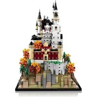LEGO Architecture 21063 Neuschwanstein Castle Image #5