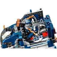 LEGO Marvel Avengers 76143 Мстители: Нападение на грузовик Image #10