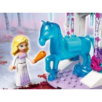 LEGO Disney Princess 43209 Ледяная конюшня Эльзы и Нокка Image #4